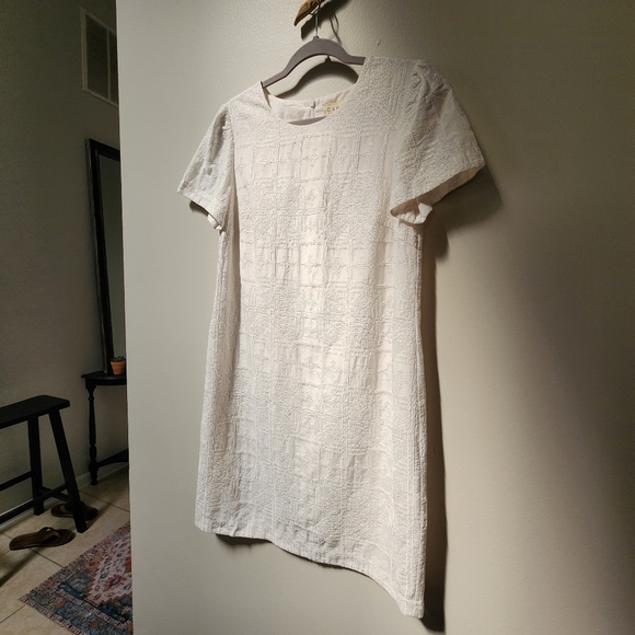 Cable Melbourne White Embroidered Mid Length White Summer Dress, Medium - Picture 7 of 16